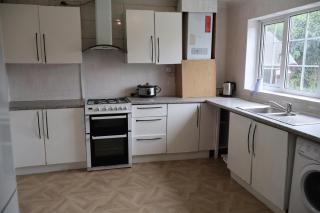 Homely three bedroom - 2