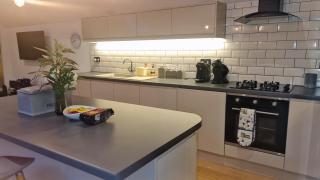 Newquay Beach Ocean Heights Villa - 1