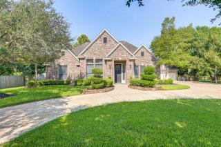 Heated Pool Family-Friendly Houston Area Home! - 7