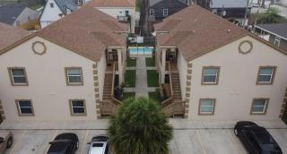 Swanky 2 Bedroom, Easy Walk to Beach Mar y Sol II # 1 - 8