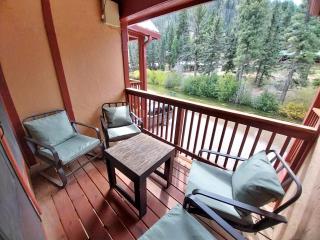 Valley Condo 104 - Casa Zia - Creekside - WiFi - Hot Tub - Fireplace - Washer - Dryer - Pet Friendly - 7