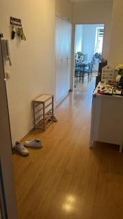 Zwei Zimmerwohnung, Balkon mit Blick auf den Rheinturm - 0
