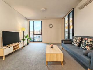 A relaxing stay in Wentworth Point - 2