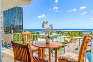 643- Beachfront Condo- Ilikai Collection 11- Sleeps 6. - 5