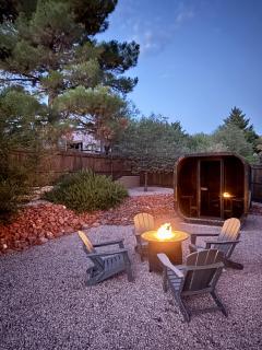 Your Personal Wellness Oasis with Red Rock Views, Private Sauna and Nearby Trails - 0
