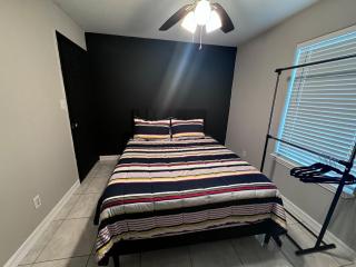 Luxury Home 3bdroom- 2bath - 4