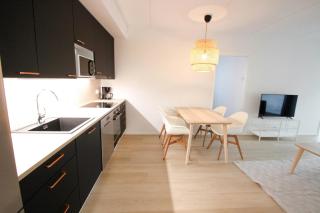 Central and Spacious Apartment for 4 with Sauna - 0