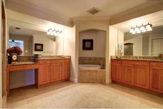 Luxurious Gulf Front Condo. - 5