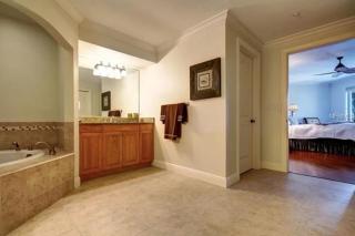 Luxurious Gulf Front Condo. - 3