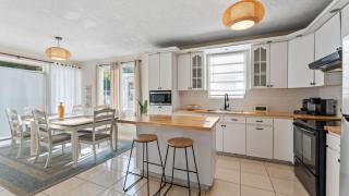 Casa 413- Walking Distance to the Beach and Downtown - 6