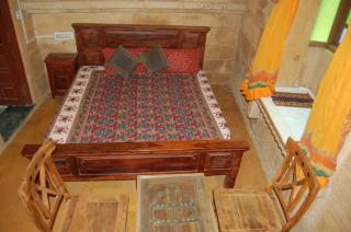 Hotel Deep Mahal - 4