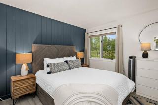 Updated Ski-In/Ski-Out Condo | Hot Tub & Pool - 9