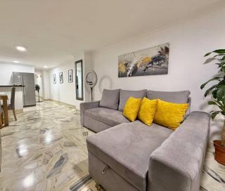 Poblado Gem Walk to Provenza and Steps to Cafes - 4