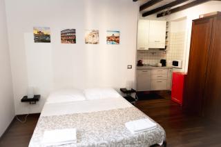 Domus Rome Incantevole Apt vicino Colosseo Foro Romano - Rom - 8