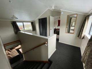Glacier Barn House - 6