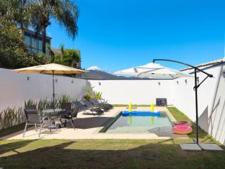 Piscina Aquecida, Sauna, Gourmet e Vista da Pedra - 0