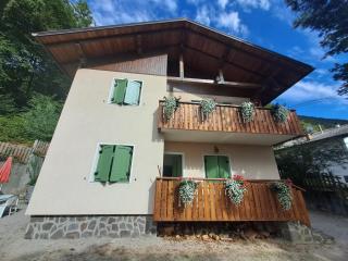 Casa Pederzolli - - 9