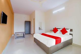 Hotel O P N K Suites - 0