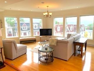 HarbourGate Condos & Studios - 2