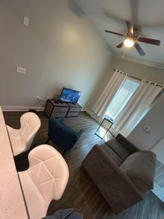 Luxury Condo with City view - 1