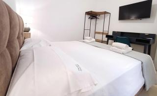 Cherry Rooms - 8