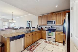 The Waters Condo Building 3 - The Cape on the Lake - 2