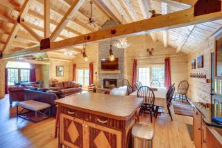 4 Mi to Mount Snow West Dover Cabin with Game Room - 2