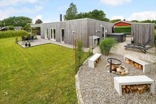 C11535-Hemmet-Horsfold-89 - 0