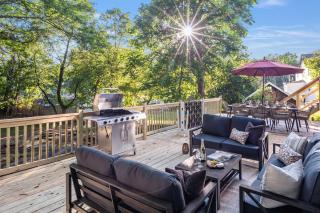 Hudson Valley Hot Tub Sauna Fire Pit Games - 7