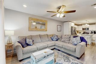 The Cove at Horseshoe Bay - 3