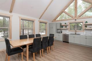 The Golden Eagle Cabin - 1