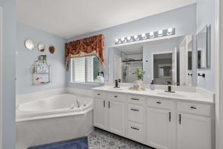 Pickerington Haven - Home for 10 - 9