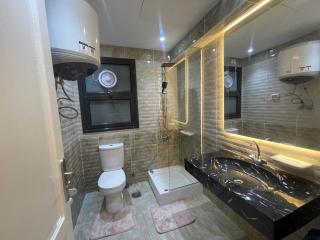 2 bedrooms luxury hotel apartment in Madinaty - 2