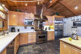 Glen Ellen Stone Retreat - Family Friendly Home - Walk to Town - 6