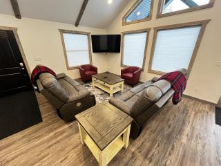 Elk Horn Cabin Rental - 1