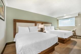 Best Western PLUS Burnaby Hotel - 4