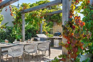 Beachfront Luxury - Panoramic Views Games Wineries - 8