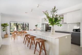 Red Hill Retreat - Pool Table Wineries - 3