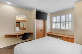 SureStay by Best Western Sacramento South Natomas - 4