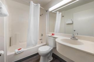 SureStay by Best Western Sacramento South Natomas - 2