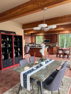 Malahat Fairyland Cottage - 1