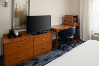 Fairfield Inn & Suites Santa Maria - 1
