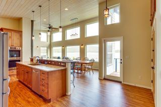 Lake Whatcom House with Private Hot Tub and Dock - 1