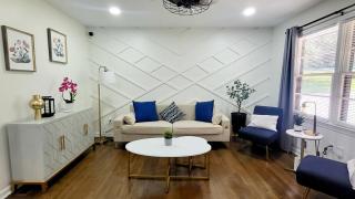 Entire house in Old Town Lilburn 4 bedrooms 4 bath - 0