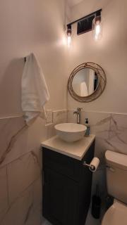 Entire house in Old Town Lilburn 4 bedrooms 4 bath - 6