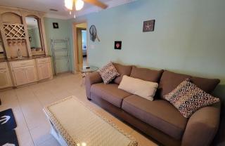 Large 3 Bedroom with Big Pool - Campeche Triplex unit A home - 7