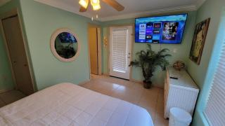 Large 3 Bedroom with Big Pool - Campeche Triplex unit A home - 1