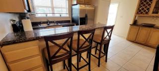 Overlooks Pool, Easy Walk to Beach Home unit D - Island Morning Sun 4 - 4
