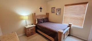 Overlooks Pool, Easy Walk to Beach Home unit D - Island Morning Sun 4 - 1