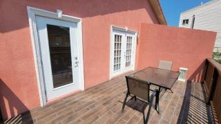 Cozy 2 Bedroom with Big Pool - Campeche Triplex unit C home - 4